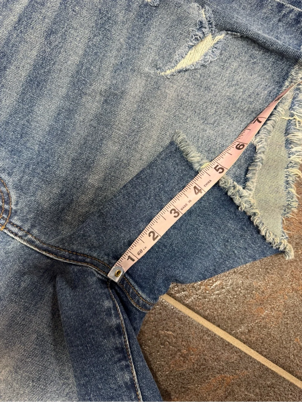 Kut From the Kloth Jane Long Shorts Cutoff Denim Jorts Raw Hem Blue 12 NEW NWT